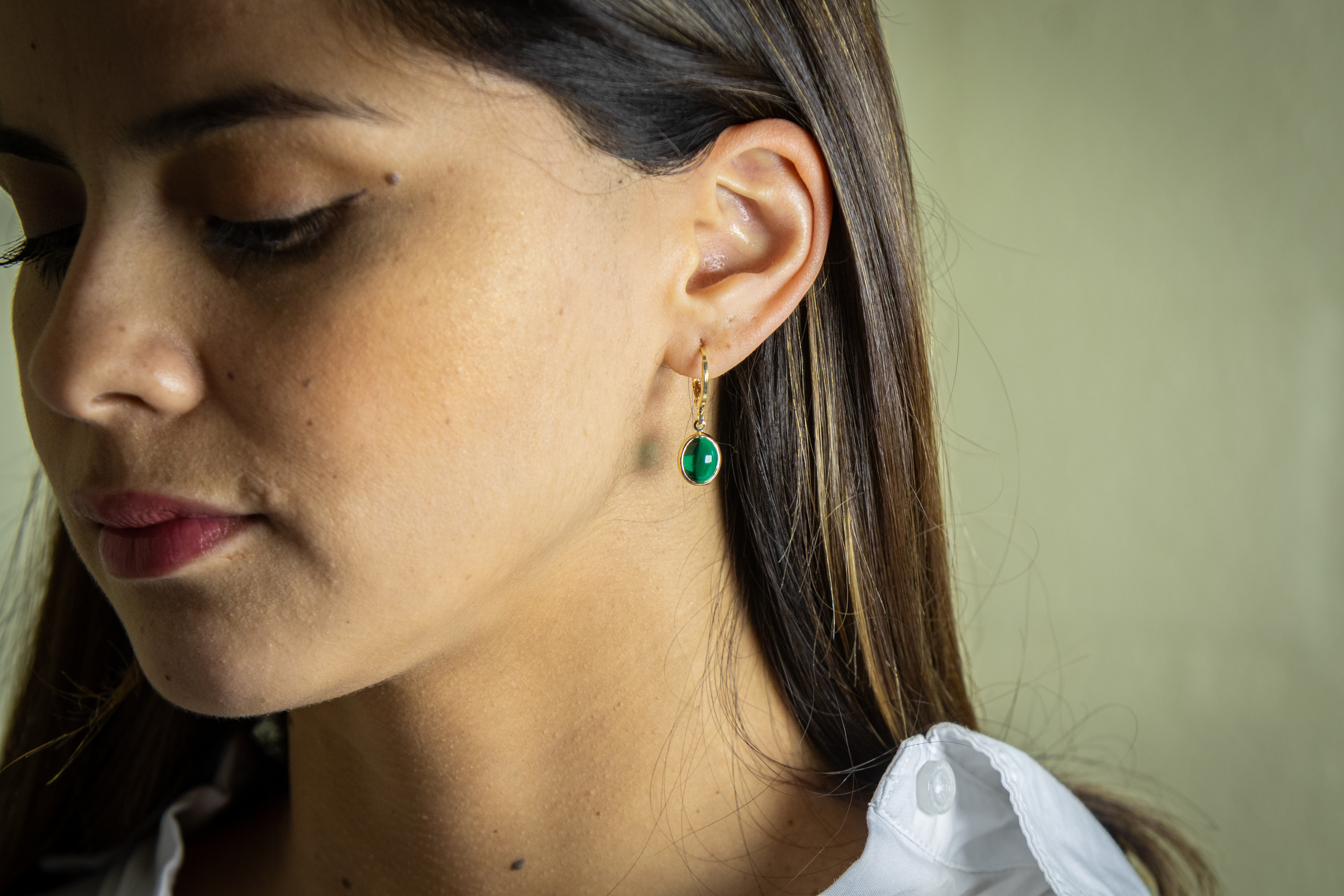 Aros chapado en oro perla verde